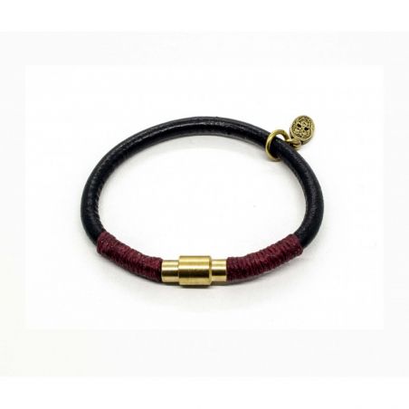 Round black leather bracelet