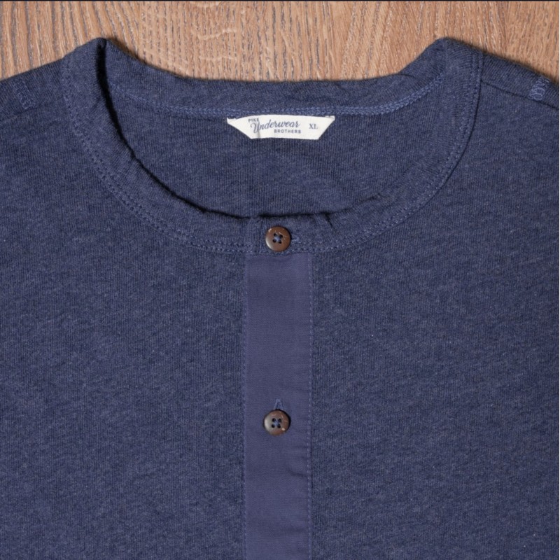 Henley T-shirt met knoopsluiting en lange...
