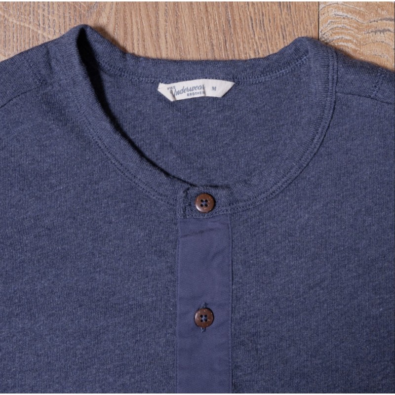 Henley T-shirt met knoopsluiting en korte...