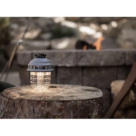 Draagbare LED USB lantaarn brons - Beacon Hanging Lantern Light - Barebones Living