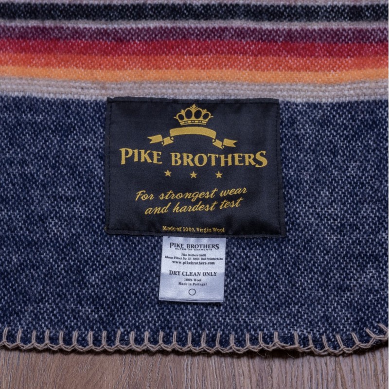 1969 Denakatee Wool Blanket navy plaid - Pike...