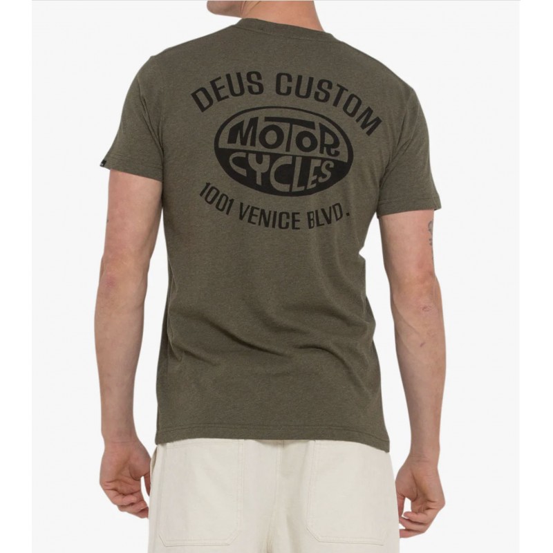 T-SHIRT KATOEN CERTAIN TEE LEAF MARLE - Deus Ex...