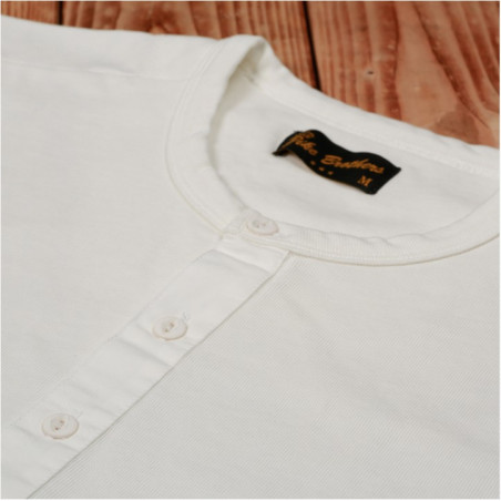 T-Shirt mit Knopfleiste kurzärmelig ecru – Utility Shirt Short Sleeve Ecru
