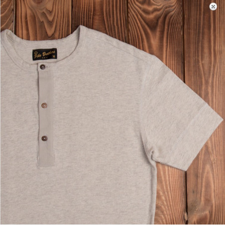 Kurzärmeliges Henley-T-Shirt in Ecru-Melange – 1927 Henley Shirt Short Sleeve Ecru Melange