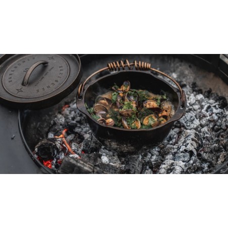 Polierter gusseiserner Dutch Oven - CAST IRON DUTCH OVEN POLISHED 4QT 25CM - 3,8L