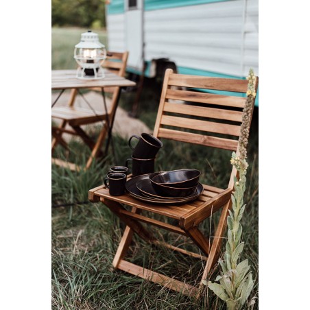 Grandes assiettes en acier émaillé couleur charbon noir – Barebones Living