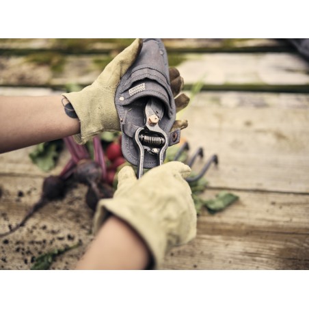 Tuinschaar met Etui – Barebones Living