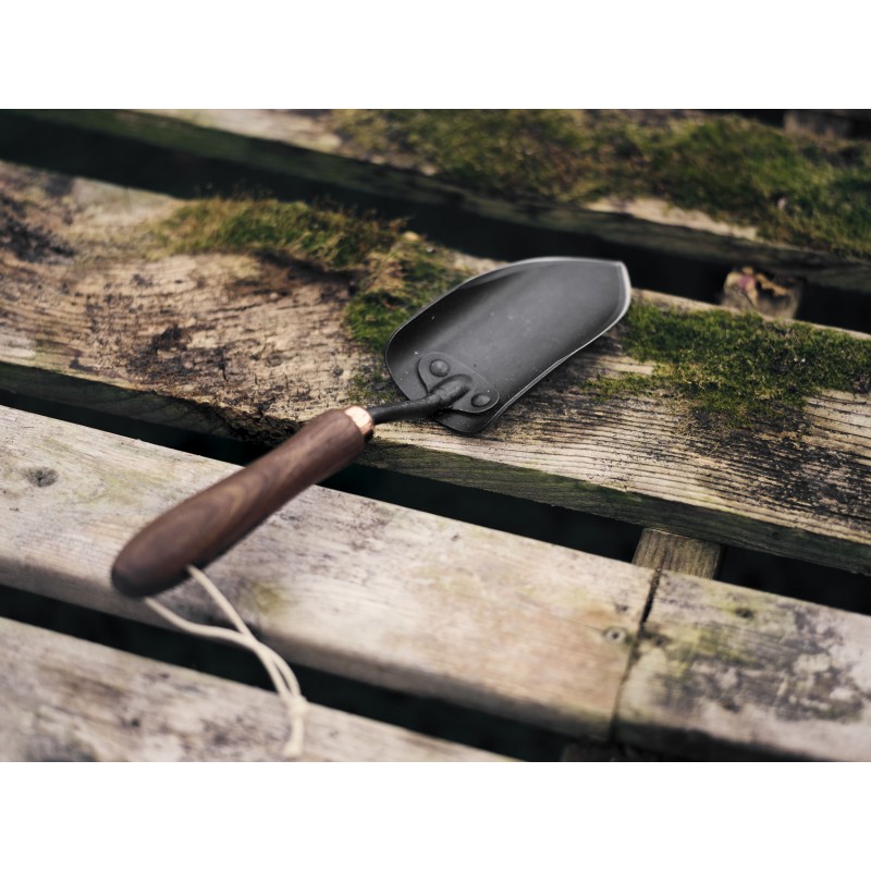 Tuintroffel – Barebones Living