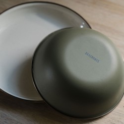 Set van 2 Geëmailleerde Stalen Kommen olijfkleur –... 2
