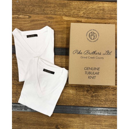 2er-Pack Schlauchstrick-T-Shirts V-Ausschnitt Weiß – 1965 V-Neck Set white – Pike Brothers