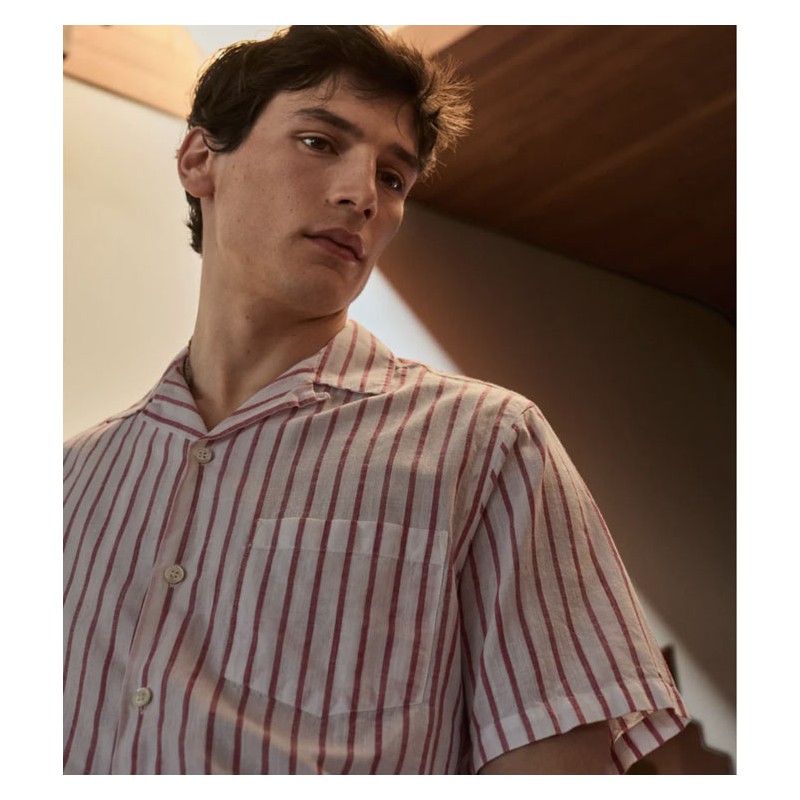 100% Cotton Short-Sleeve Shirt Beach Cabin Red...