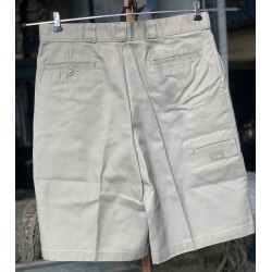 13-Inch Multi-Pocket Work Shorts Beige — Dickies —... 2