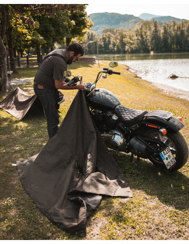 Couverture de Survie Cirée Olive 1965 - Pike...