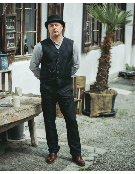 Black linen/wool trousers with grey stripes - 1947 Harvester Trousers Chicago black - Pike Brothers