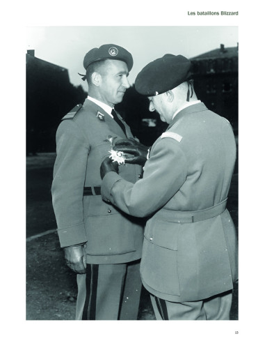 Elite Troops in Algeria: Paratroopers -...